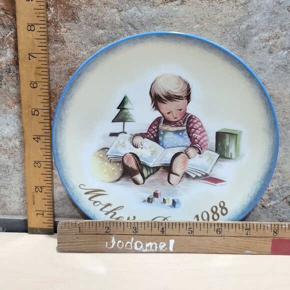 Schmid Hummel Mothers Day 1988 Young Reader Decorative Wall Hanging Plate - Picture 5 of 11